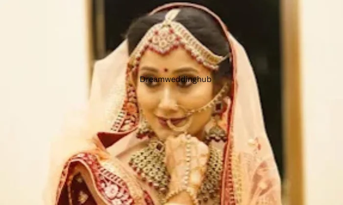 The shadow skin and hair care